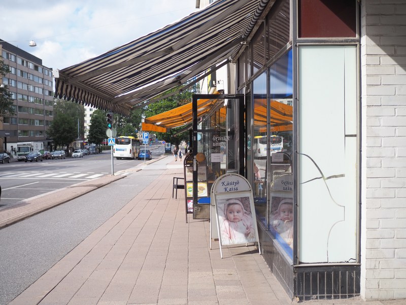 The dressmaker's shop Käsityö-Kaisa is located in Hämeenkatu in Turku